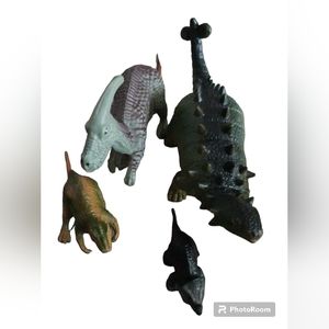 Lot 4 set of Dinosaur small to big